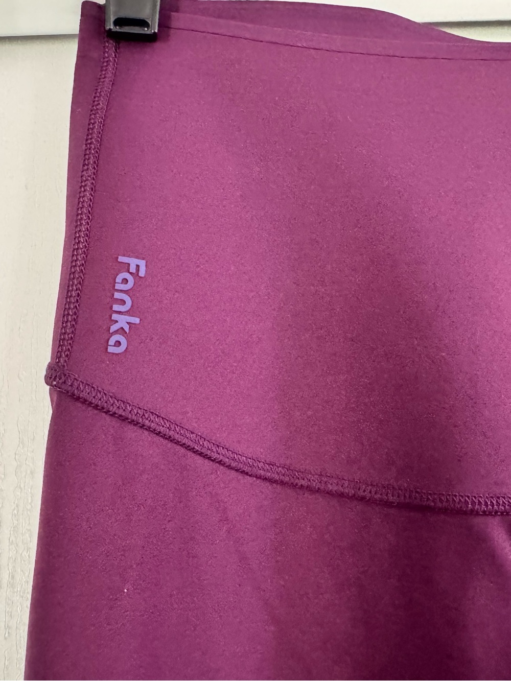Fanka Body Sculpt Reversible Compression
Leggings - Picture 6 of 9